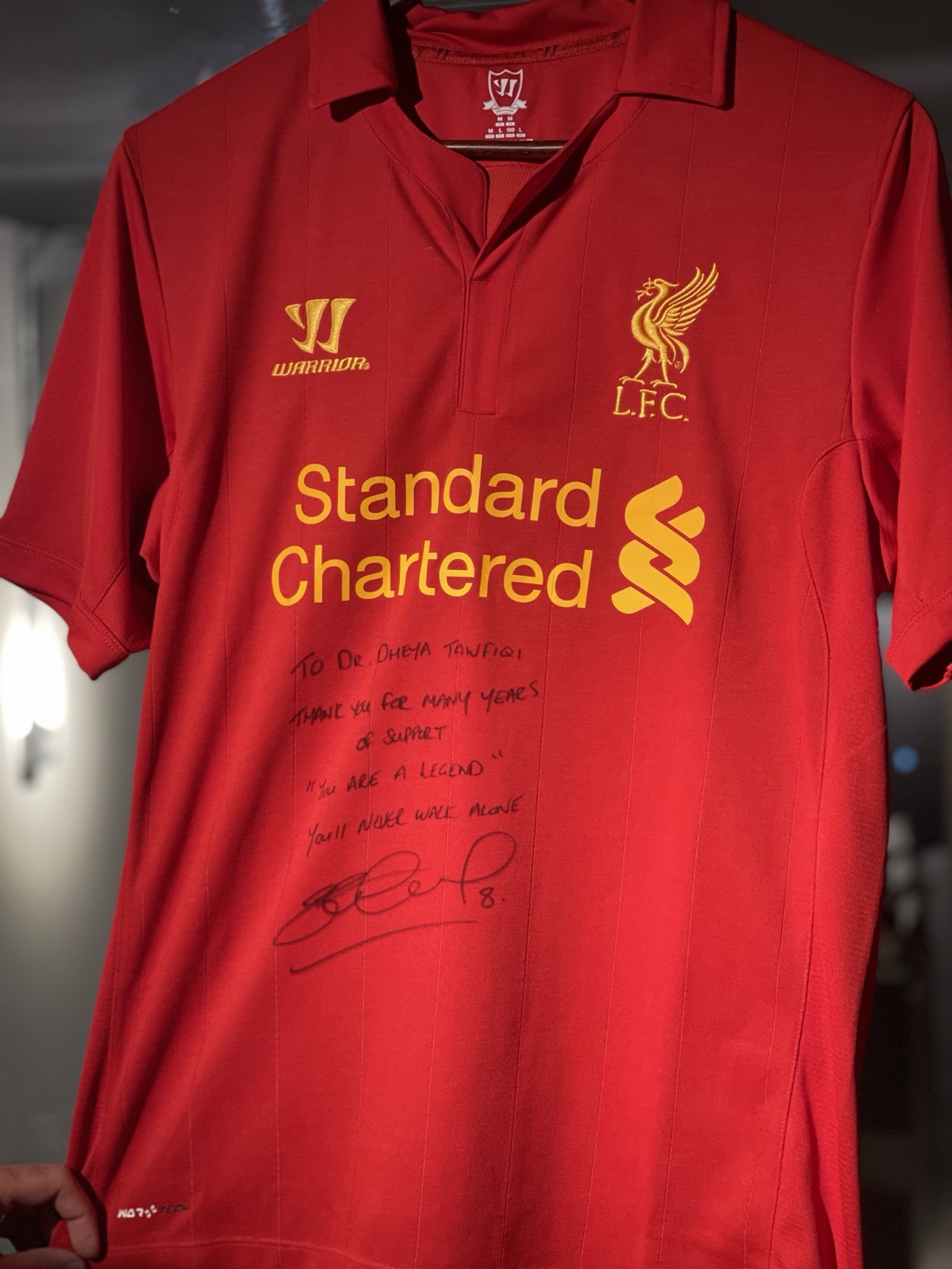 Steven Gerrard signed Liverpool shirt